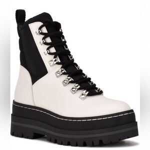 BNIB MARC FISHER WHITE PLUNE PLATFORM BOOTS SZ 10